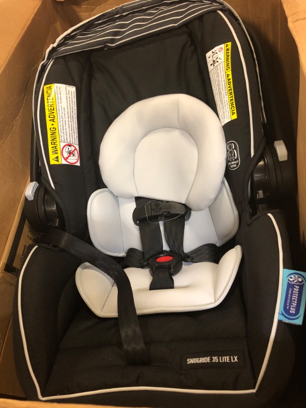 Photo 2 of graco car seat