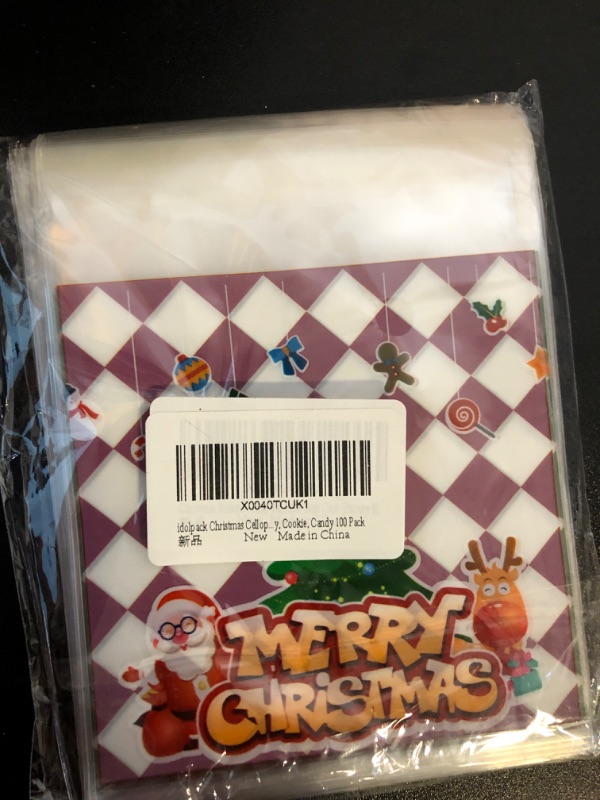 Photo 2 of idolpack 100 Pcs Christmas Cellophane Bags 4''x4'' Clear Resealable Merry Christmas Sealed Plastic Cellophane Gift Bags for Bakery Cookie Candy Christmas B
