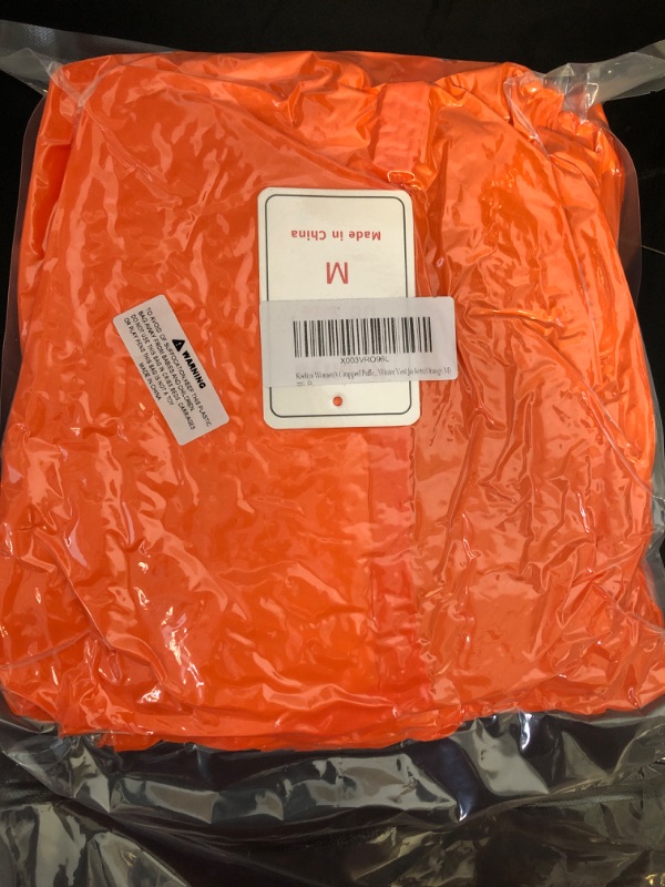 Photo 1 of Size M---Keeliya Women's Cropped Puffer Vest Zip Up Hooded Vests with Adjustable Drawstring Hem Padded Sleeveless Winter Vest Jackets X-Small 02 Orange
