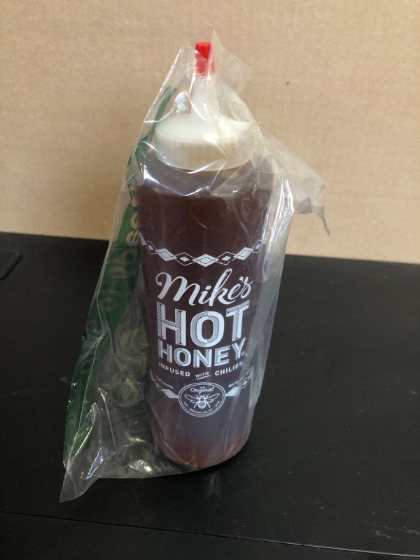 Photo 2 of bEST BY 12/2028--Mike's Hot Honey Chef’s Bottle, Honey with a Kick, Sweetness & Heat, 100% Pure Honey, Gluten-Free & Paleo, Chilli Infused Honey, 24 Ounce Spicy 1.5 Pound (Pack of 1)