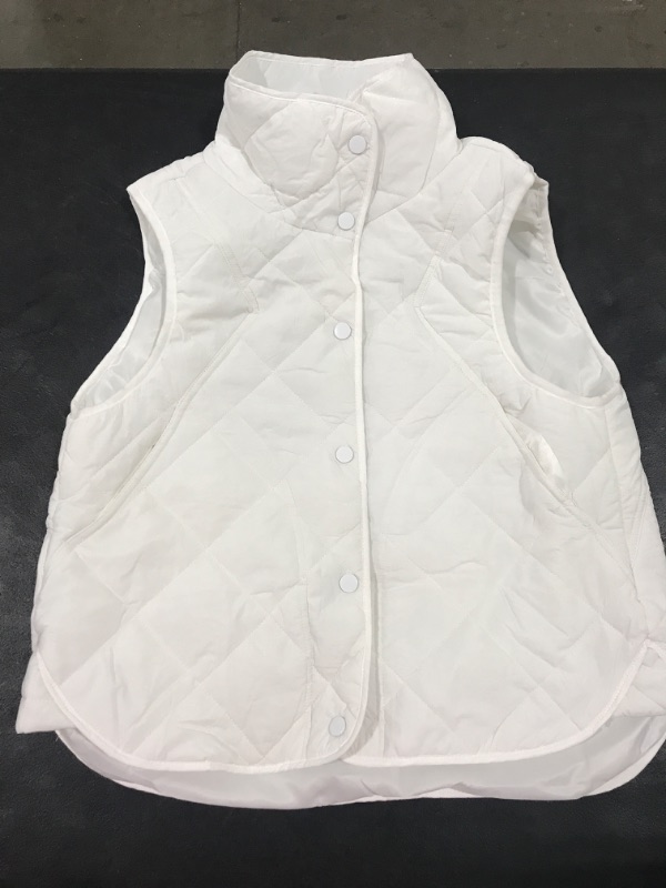 Photo 1 of [Size M] Women's Quilted Vest- White