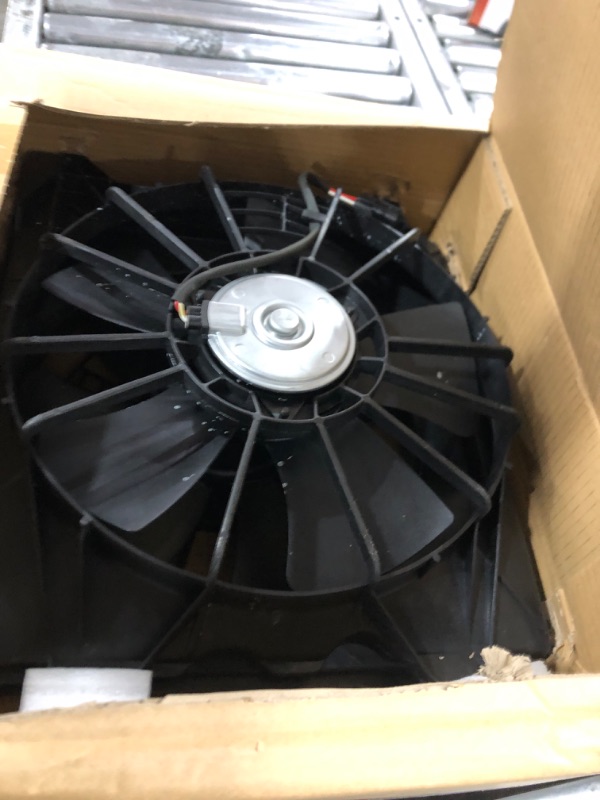 Photo 2 of 1 Pair AC Cooling Radiator Fan Assembly Left and Right Side 7+5 Blades for 2008-2012 Honda Accord #HO3113123, 611130, 621-357,HO3115142, 601130,621-356