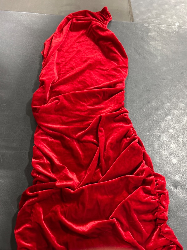 Photo 1 of Medium Red velvet dress