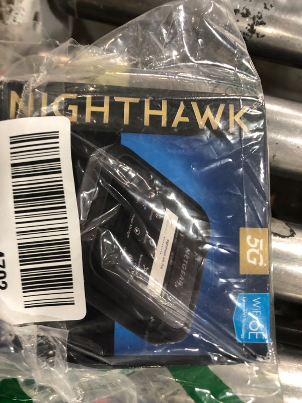 Photo 1 of NETGEAR Nighthawk M6 Pro Mobile Hotspot 5G mmWave, 8Gbps, Unlocked, AT&T & T-Mobile, International Roaming, Portable WiFi Device for Travel, 5G Modem Wireless Router (MR6500) (Renewed) Nighthawk M6 Pro 5G