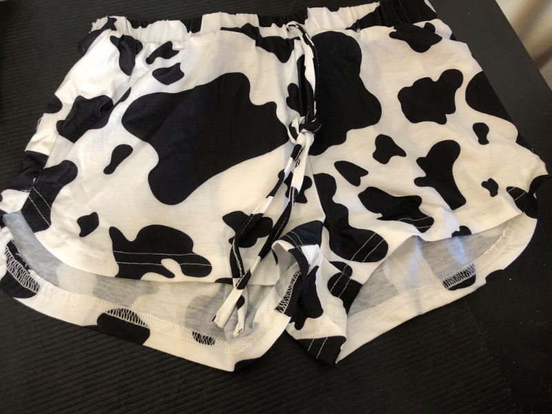 Photo 1 of xs---  Ladies Cow Print Short  
