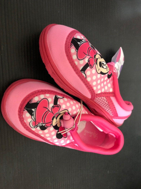 Photo 2 of 9/10--Disney Minnie Mouse Water Shoes  