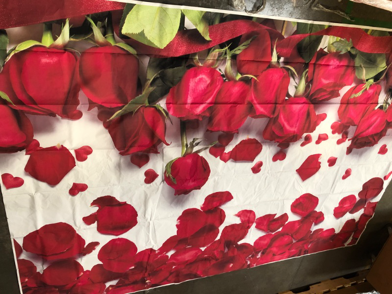 Photo 2 of  Wall Decor Valentine's Day Roses Pattern Tapestry XXL
