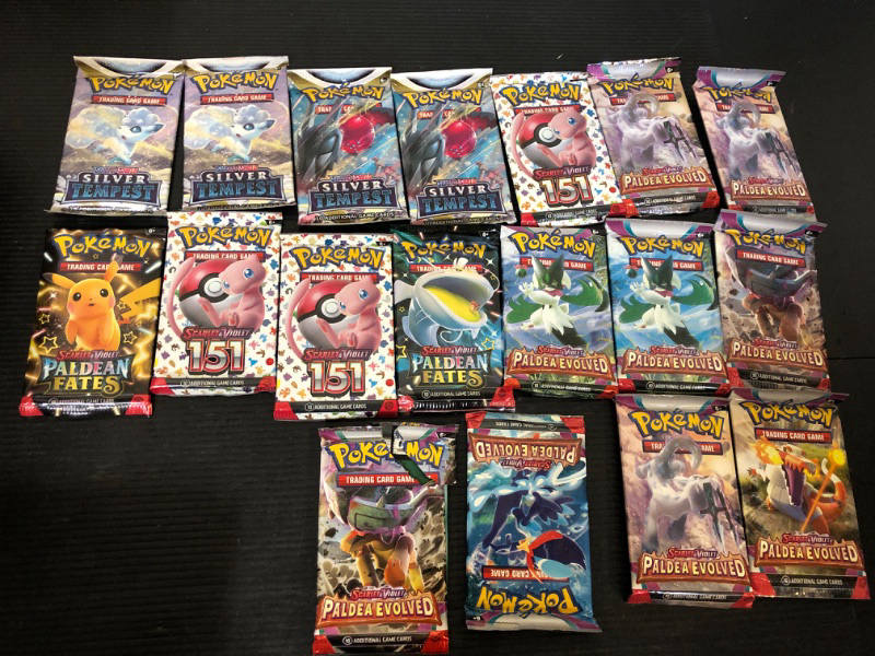 Photo 1 of Pokemon Cards ---Random Pcs ----SOLD AS IS 