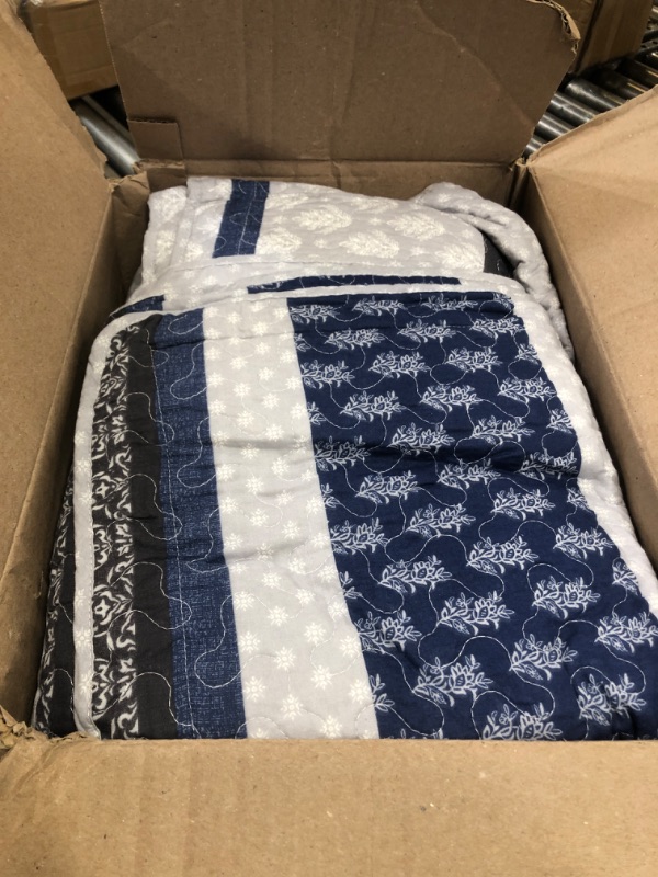 Photo 2 of Bedding Set, King Size Quilt, 100% Cotton, Blue Floral Striped, All Season, 3 Piece Includes Quilt and 2 Shams, Farmhouse Style 04blue/Gray/White King (98"x106")