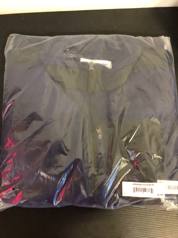 Photo 1 of Size XL--Amazon Essentials Men's Full-Zip Fleece Jacket