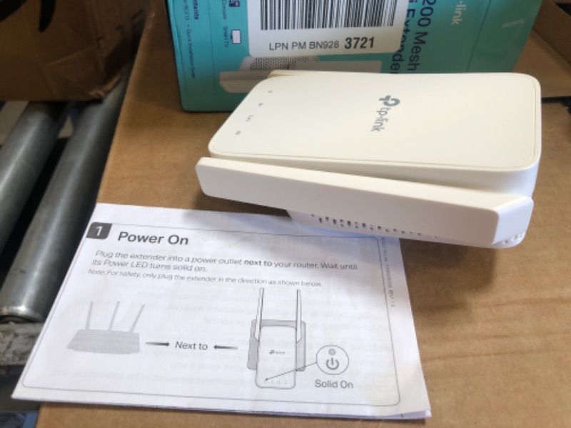 Photo 2 of TP-Link AC1200 WiFi Extender, 2023 Engadget Best Budget pick, 1.2Gbps signal booster for home, Dual Band 5GHz/2.4GHz, Covers Up to 1500 Sq.ft and 30 Devices ,support Onemesh, One Ethernet Port (RE315)