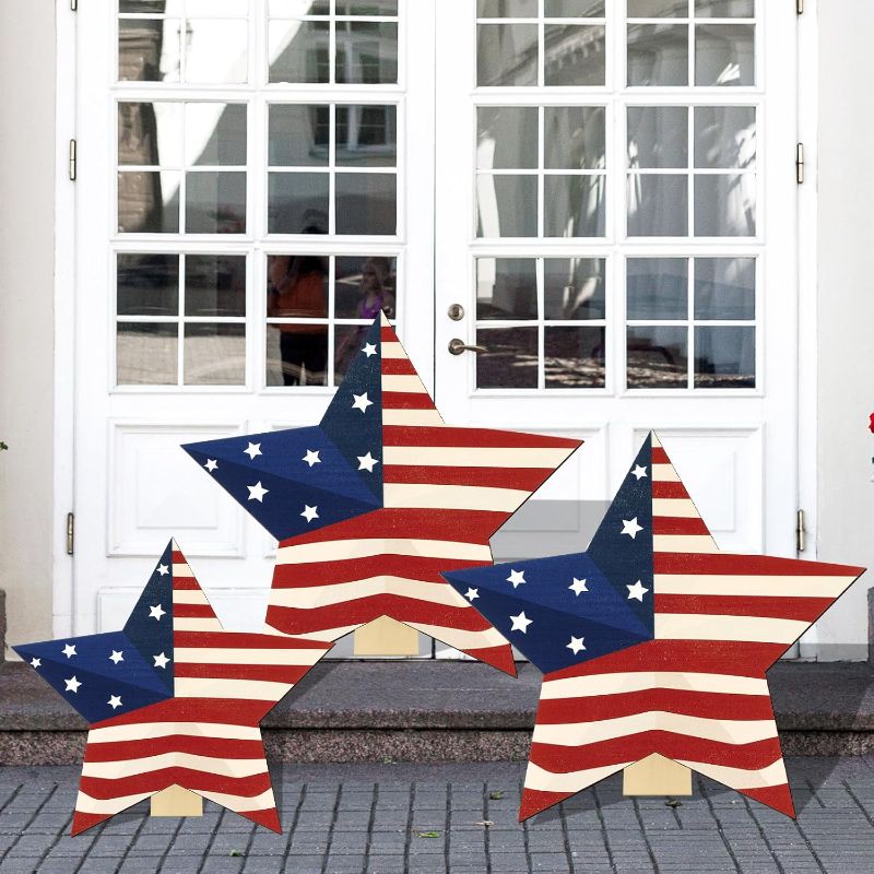 Photo 1 of  ROTATINGPALS 3 PCS PATRIOTIC WOODEN 