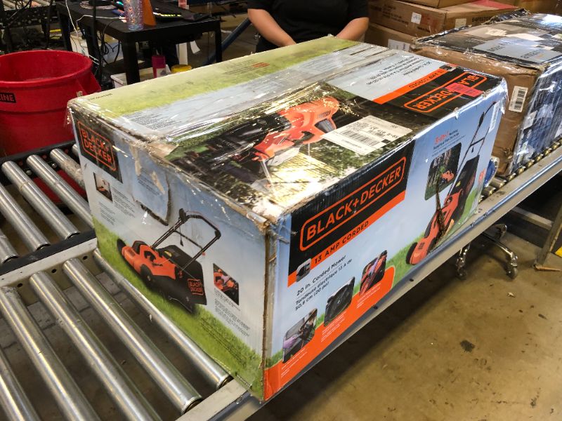 Photo 1 of Black & Decker - 13 Amp 20 in. Corded Electric Lawn Mower BEMW213