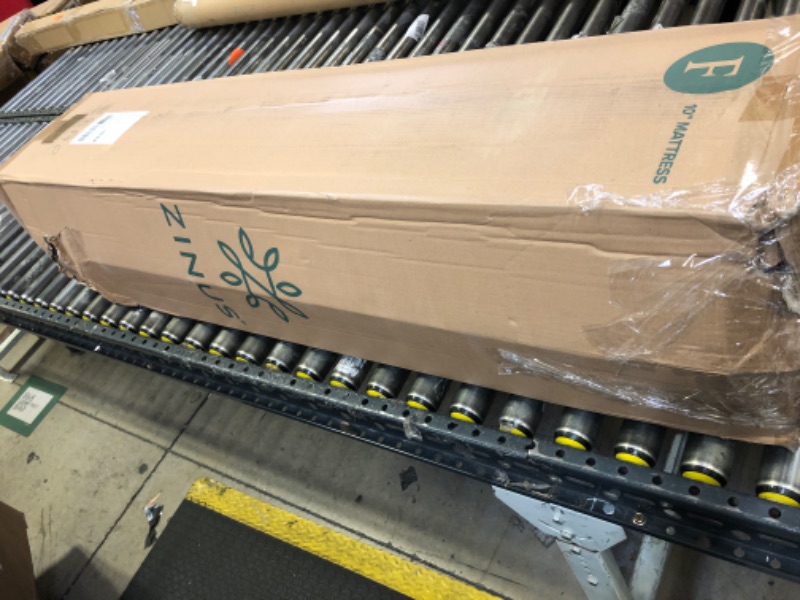 Photo 1 of ZINUS 10 Inch Cooling Comfort Hybrid Mattress [New Version], Full, Fiberglass free, Medium Firm Feel, Motion Isolation, Certified Safe Foams & Fabric, Mattress in A Box White Full 10" Cooling Hybrid 