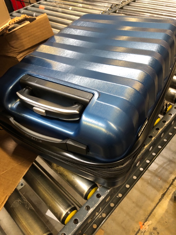 Photo 1 of Samsonite Freeform Hardside Expandable with Double Spinner Wheels, Carry-On 21-Inch, White Carry-On 21-Inch Blue 