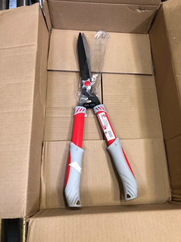 Photo 1 of INTERTOOL Hedge Clipper Shears, Manual Trimmers for Bushes, Borders, Boxwood, Grass, Gardening & Landscaping, Straight Blade, 22 inch FT-1101