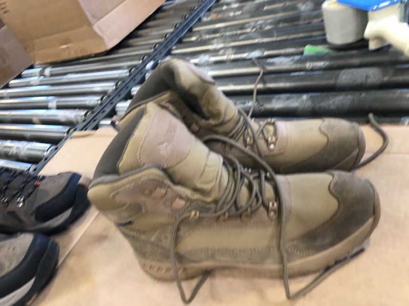 Photo 1 of 10 1/2 work boots 