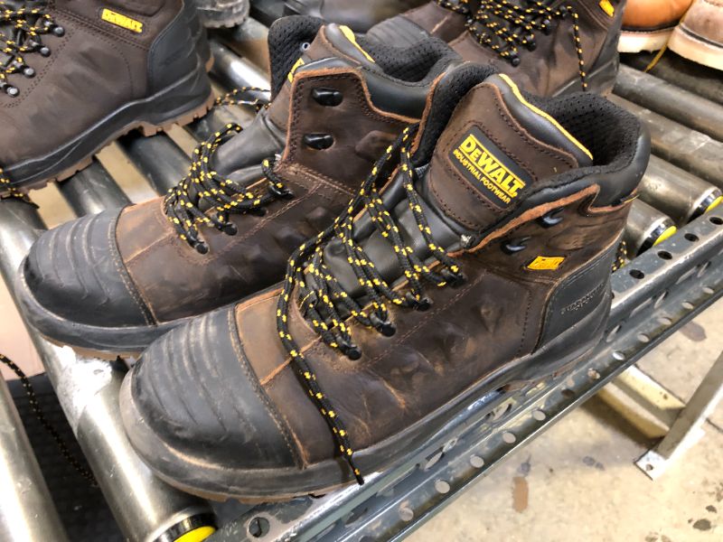 Photo 1 of Dewalt work boots size 12x