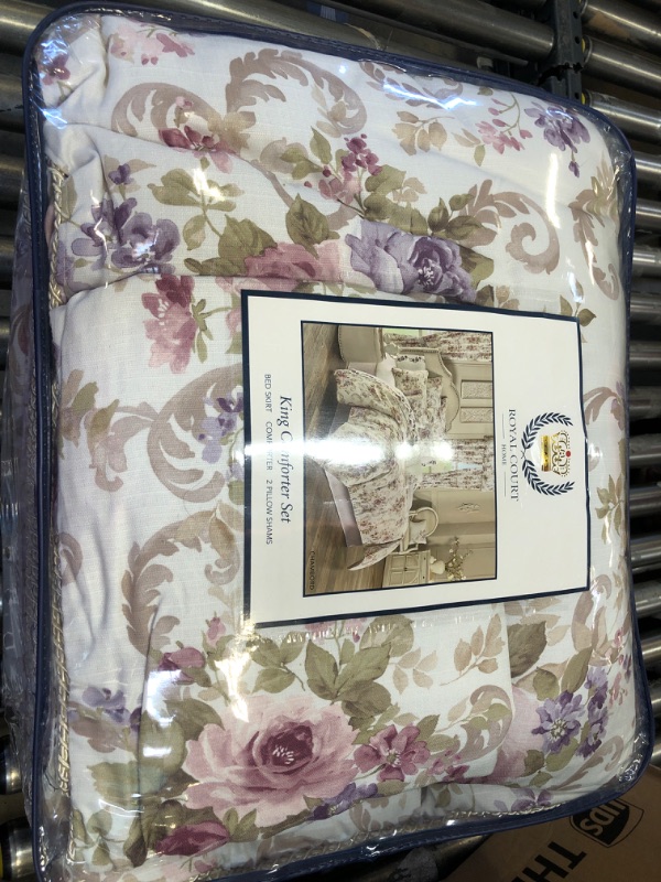 Photo 2 of Royal Court Chambord Classic Floral 4 Piece Comforter Set, Lavender, King 104x92
