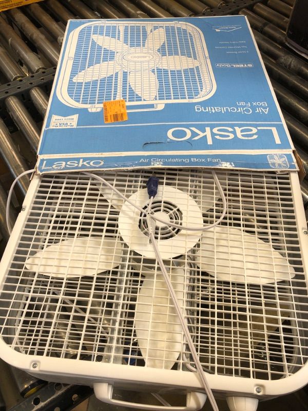Photo 2 of Lasko 20 INCH Box Fan with SAVESMART technology, WHITE