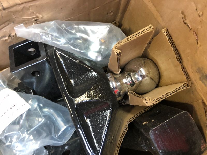 Photo 1 of -BOX NUMBER 1 OF 2, MISSING BOX NUMBER 2 OF 2- Equal-i-zer 4-point Sway Control Hitch, 90-00-1069, 10,000 Lbs Trailer Weight Rating, 1,000 Lbs Tongue Weight Rating, Weight Distribution Kit Includes Standard Hitch Shank and 2-5/16" Ball

