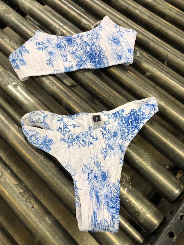 Photo 1 of 2 PC WOMENS SWIM SUIT, WHITE WITH BLUE FLORAL , LARGE 