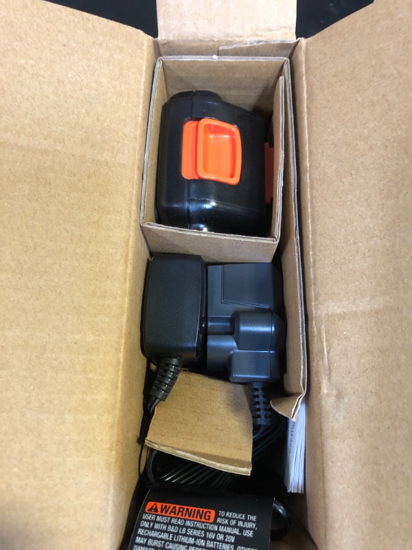 Photo 4 of Black & Decker 20V MAX Lithium Drill/Driver