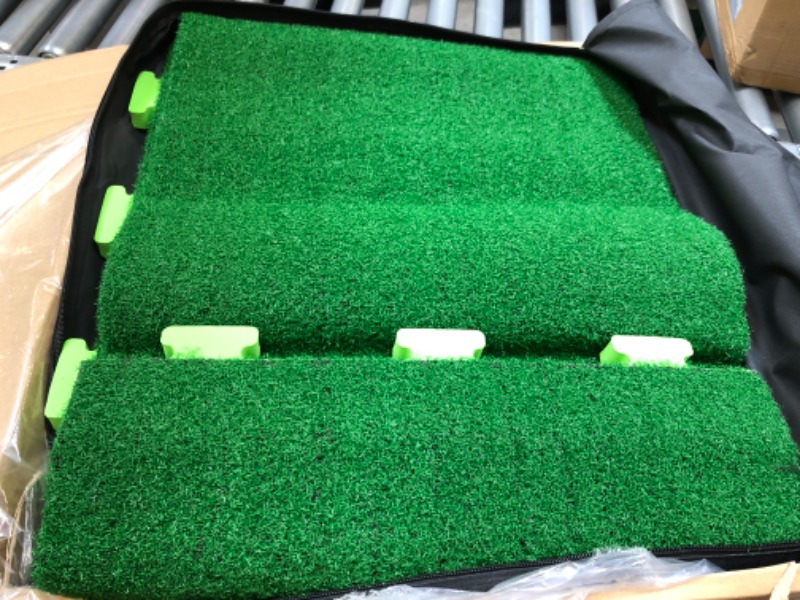 Photo 1 of  Golf Putting Green Mat 
