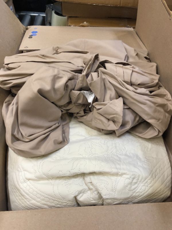 Photo 1 of BEDDING SHEETS