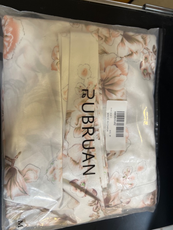 Photo 1 of Womens Short Floral Satin Robes Ruffle Lace Mesh Long Sleeve Bathrobe Sexy Bridesmaid Silk Nightgown Medium White