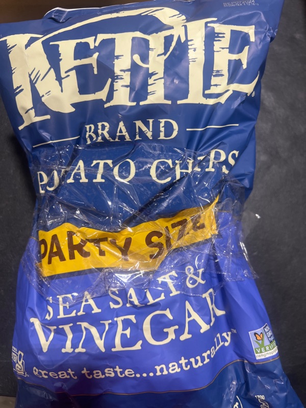 Photo 2 of  2 PACK Kettle Foods Salt And Vinegar Potato Chips, 13 OZ Sea Salt & Vinegar 13 Ounce (Pack of 1)