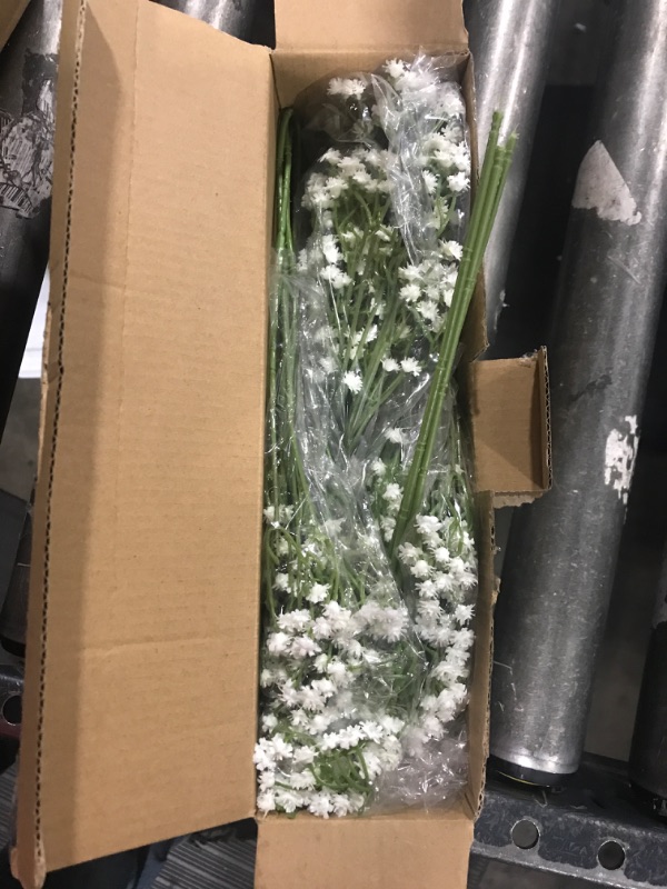 Photo 2 of Babys Breath Artificial Flowers,12 Pcs Gypsophila Real Touch Flowers for Wedding Party Home Garden Decoration
