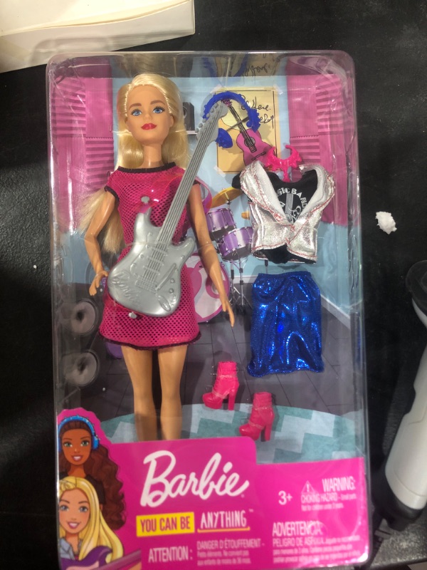 Photo 2 of Barbie Rockstardoll