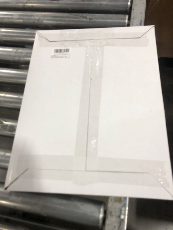 Photo 2 of 150 sheets 17" White.