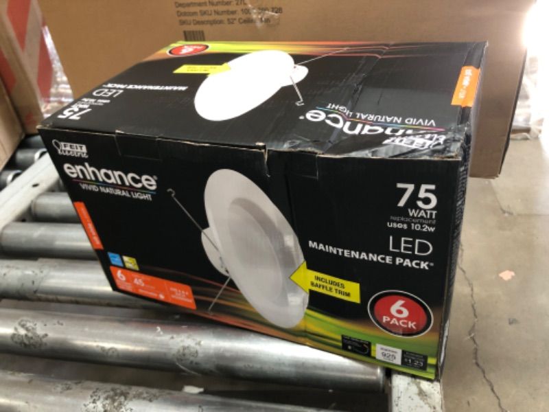 Photo 2 of ***USED - LIKELY MISSING PARTS - UNABLE TO VERIFY FUNCTIONALITY***
Feit Electric LED Recessed Downlight, fit most 5-6" Housing Cans, Baffle Trim, Dimmable, 75W Equivalent 10.2W, 925 LM Retrofit kit, 75 Watt, 2700K Soft White, 6-Pack LEDR56B/927CA/MP/6 5-6