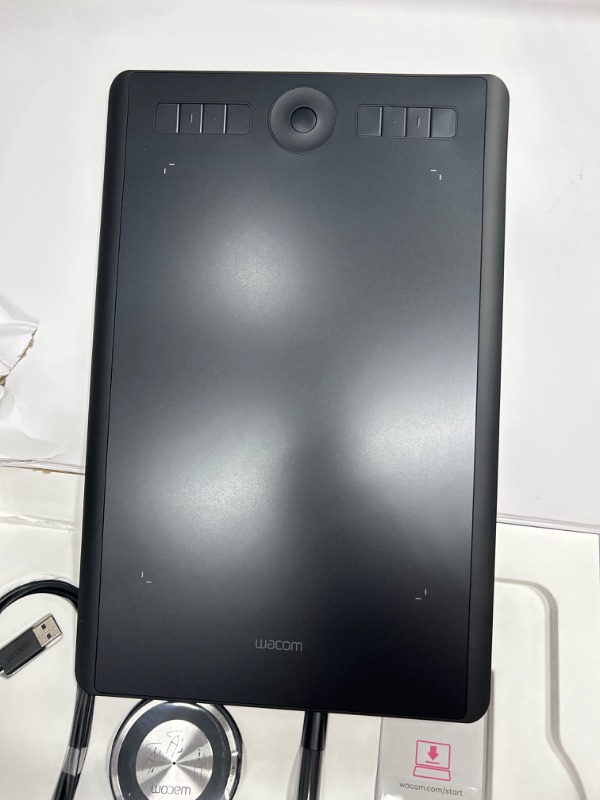 Photo 4 of **OPENED TO VERIFY CONTENTS AND TEST ON/OFF POWER BUTTON**
Wacom - Intuos Pro Pen Drawing Tablet (Medium) - Black
