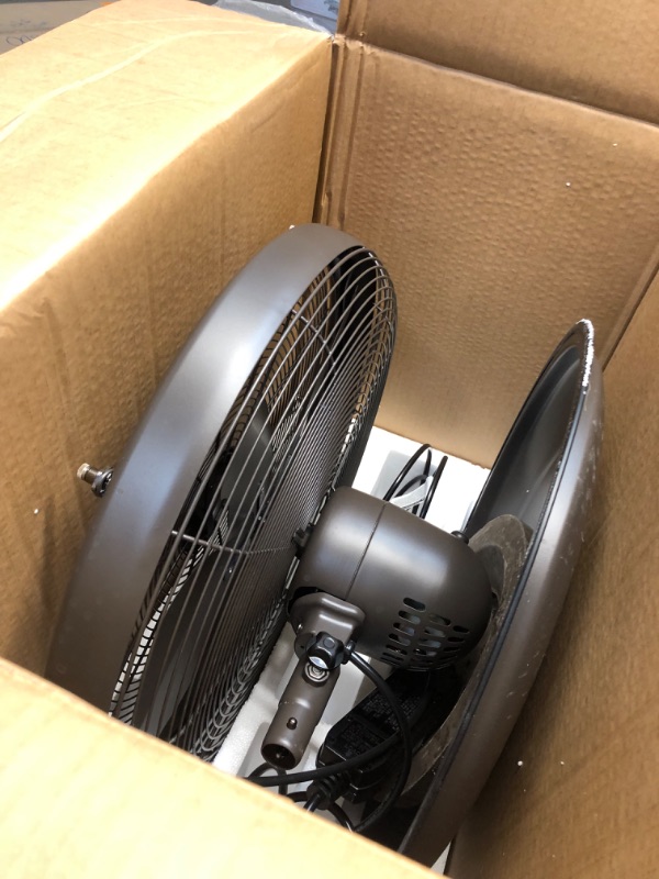 Photo 1 of 18" Oscillating Pedestal Misting Fan