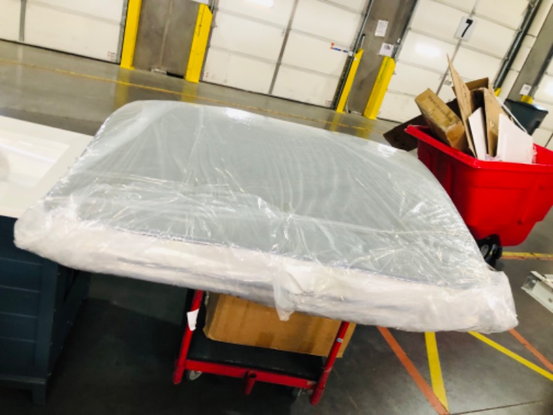 Photo 3 of ***USED - DIRTY - NO PACKAGING***
Vesgantti 8 Inch Multilayer Hybrid Full Mattress - Multiple Sizes & Styles Available, Ergonomic Design with Breathable Foam and Pocket Spring/Medium Plush Feel, 75"L x 54"W x 8"Th