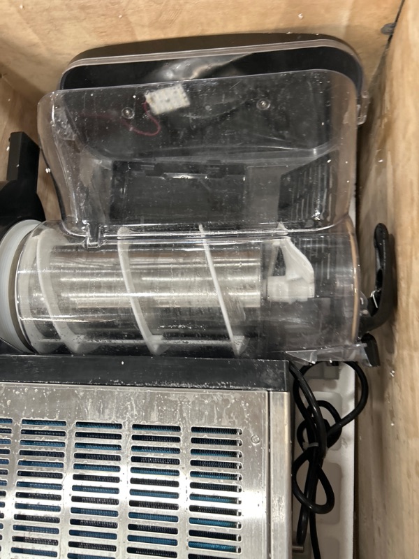 Photo 3 of *****HEAVILY USED , UNKNOWN IF MISSING ANY COMPONENTS, POWERS ON, PARTS ONLY ***** VEVOR Commercial Slushy Machine, 15Lx2 Tank Margarita Maker, 1000W Stainless Steel Smoothie Frozen Drink Maker for Supermarkets Cafés Restaurants Bars Home Use
