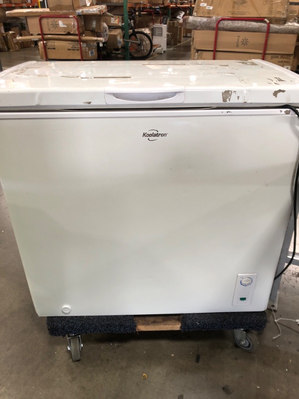Photo 1 of 
Koolatron Large Chest Freezer, 7.0 cu ft (195L), White, Manual Defrost Deep Freeze, Storage Basket, Space-Saving Flat Back, Stay-Open Lid, Front-Access...
Color:snow white