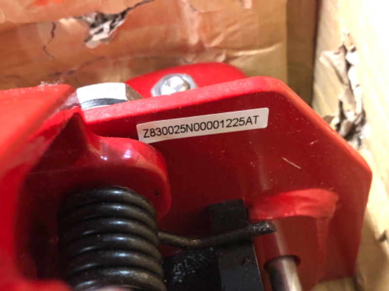 Photo 3 of ***USED - SCRATCHED - LIKELY MISSING PARTS - UNABLE TO VERIFY FUNCTIONALITY***
Jack Boss Floor Jack 3 Ton Capacity Fast Lift Service Jack Steel Heavy Duty Hydraulic Car Jack 3 Ton RED