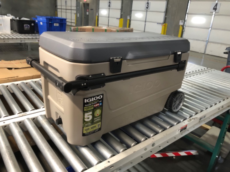 Photo 1 of ***USED - DIRTY - NO PACKAGING***
Igloo 110qt Glide Coolers Sandstone 110 QT, 18.5"D x 39.7"W x 19.7"H