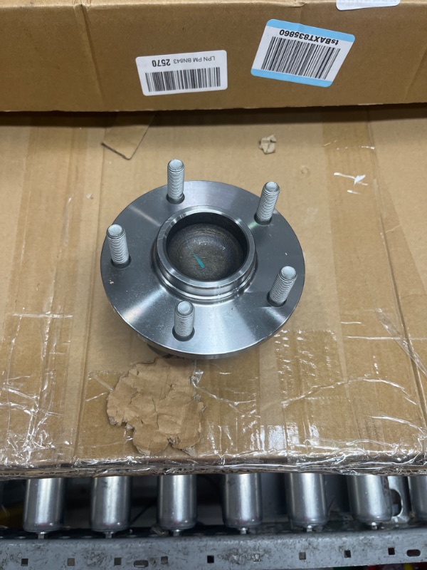 Photo 1 of 
AUTO-PALPAL HUB UNIT  SIde/Make/Model Unknown