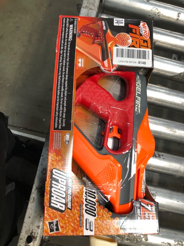 Photo 2 of [READ NOTES]
Nerf Pro Gelfire Uproar Full Auto Blaster, 150 FPS, 10,000 Gelfire Rounds, 400 Round Hopper, Eyewear, Ages 14+