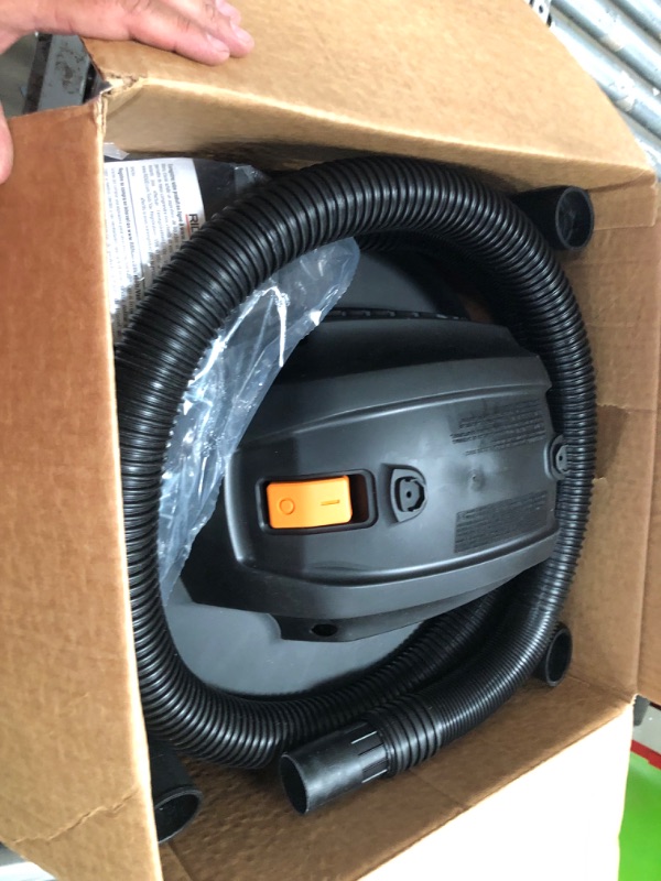 Photo 2 of ***USED - LIKELY MISSING PARTS - UNABLE TO VERIFY FUNCTIONALITY***
RIDGID 6 Gallon 3.5 Peak HP NXT Wet/Dry Shop Vacuum with Filter, Locking Hose and Accessories