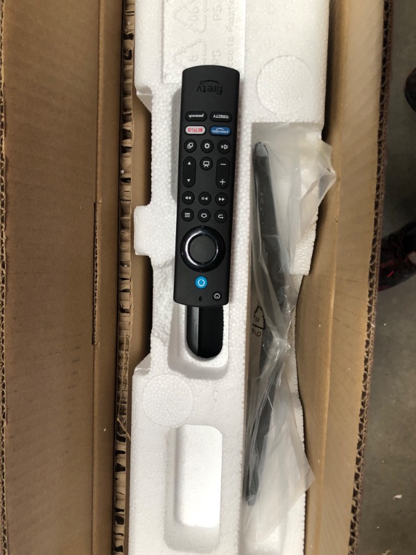 Photo 4 of Amazon Fire TV 55" Omni QLED Series 4K UHD smart TV, Dolby Vision IQ, Fire TV Ambient Experience, local dimming, hands-free with Alexa