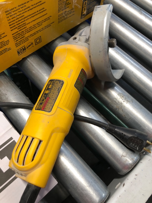 Photo 2 of (used)(see all images) DeWalt DWE4011 Angle Grinder with One-Touch™ Guard, 4-1/2-In. -