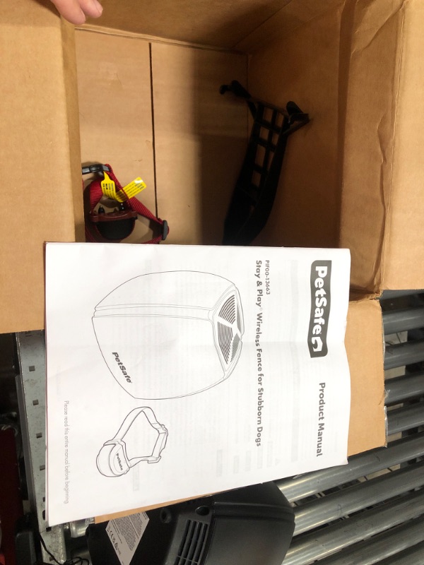 Photo 1 of **MISSING THE FLAGS**  PetSafe Stay & Play Wireless Pet Fence & Replaceable Battery Collar - Circular Boundary Secures up to 3/4 Acre Yard, No-Dig, America's Safest Wireless Fence (Packaging May Vary) Wireless Fence Kit