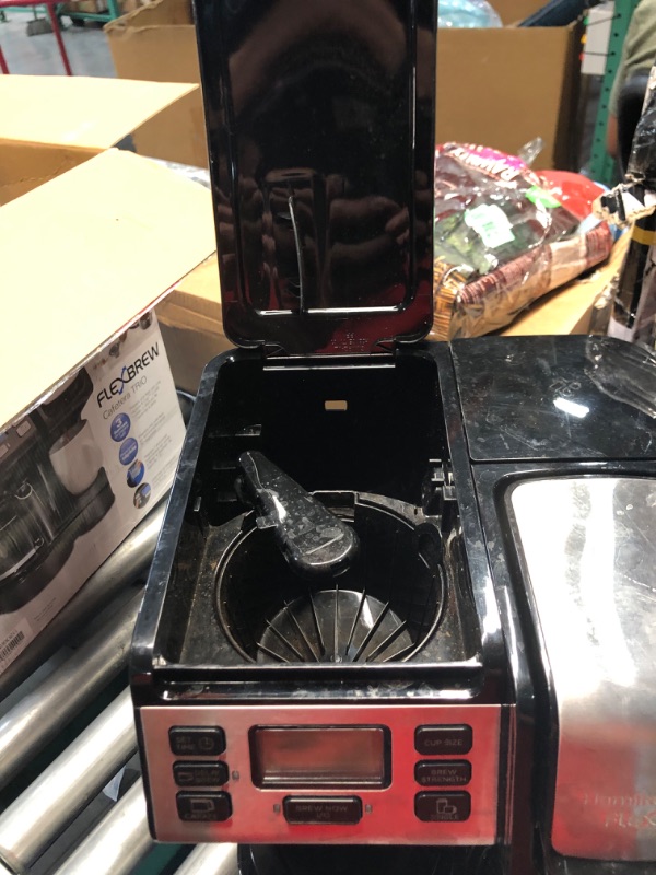 Photo 5 of ***USED - MISSING PARTS - SEE COMMENTS***
Hamilton Beach FlexBrew Trio Coffee Maker