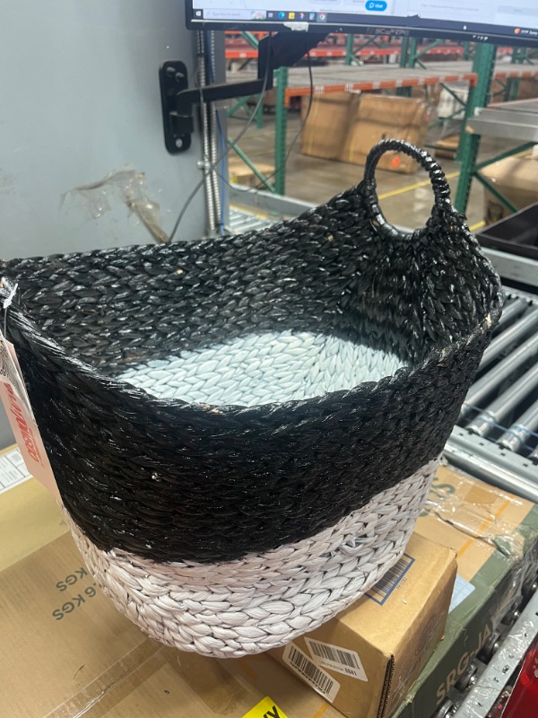 Photo 2 of ***USED - PAINT CHIPPED***
CosmoLiving by Cosmopolitan Seagrass Handmade Large Woven Storage Basket with Handles, 22" x 17" x 19", Black 22" x 17" x 19" Black